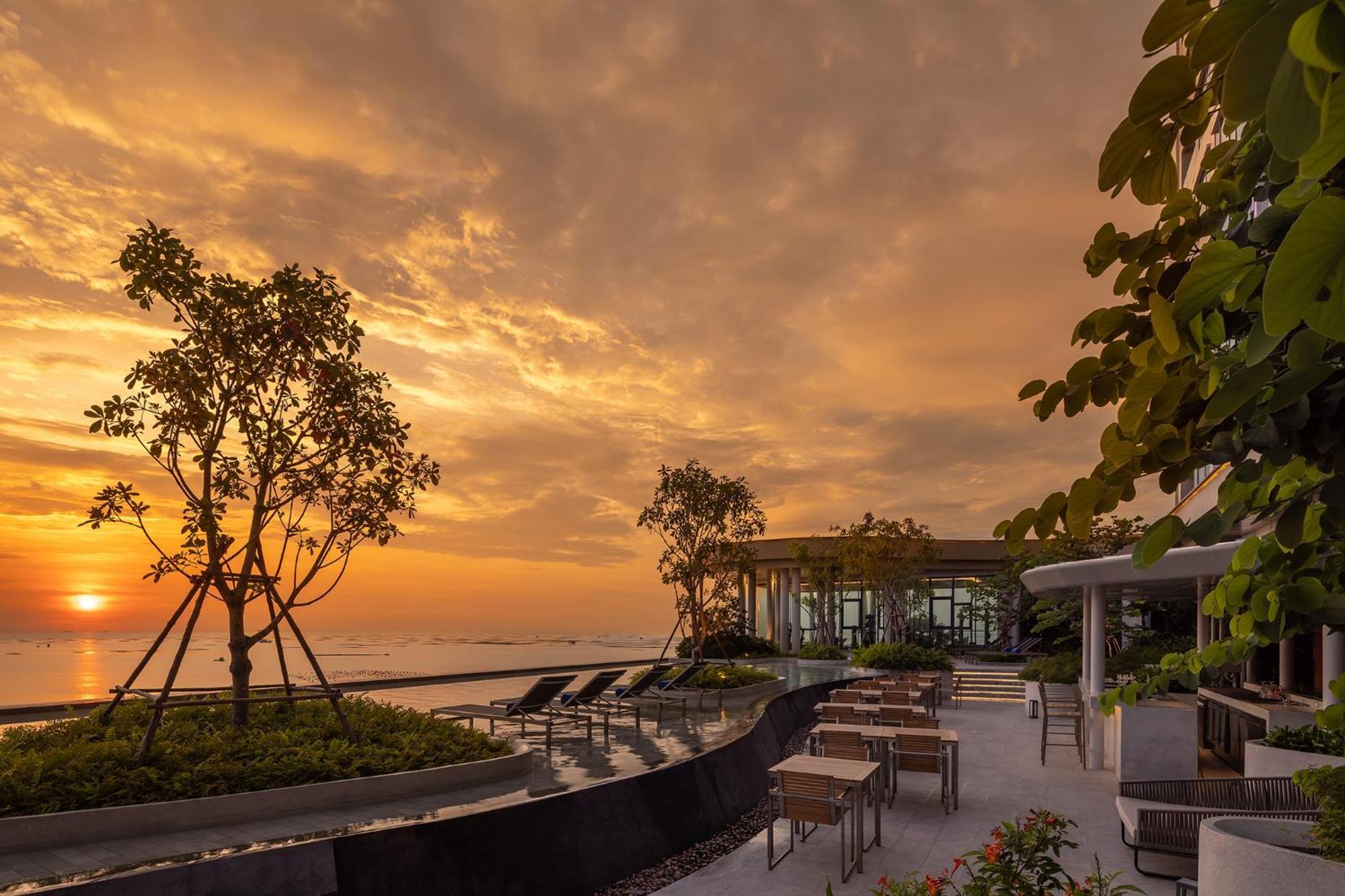 S Sriracha Hotel&Residence Si Racha Exterior foto